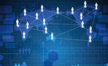 The Paradox of Trending Topics in Social Media Growth Strategies